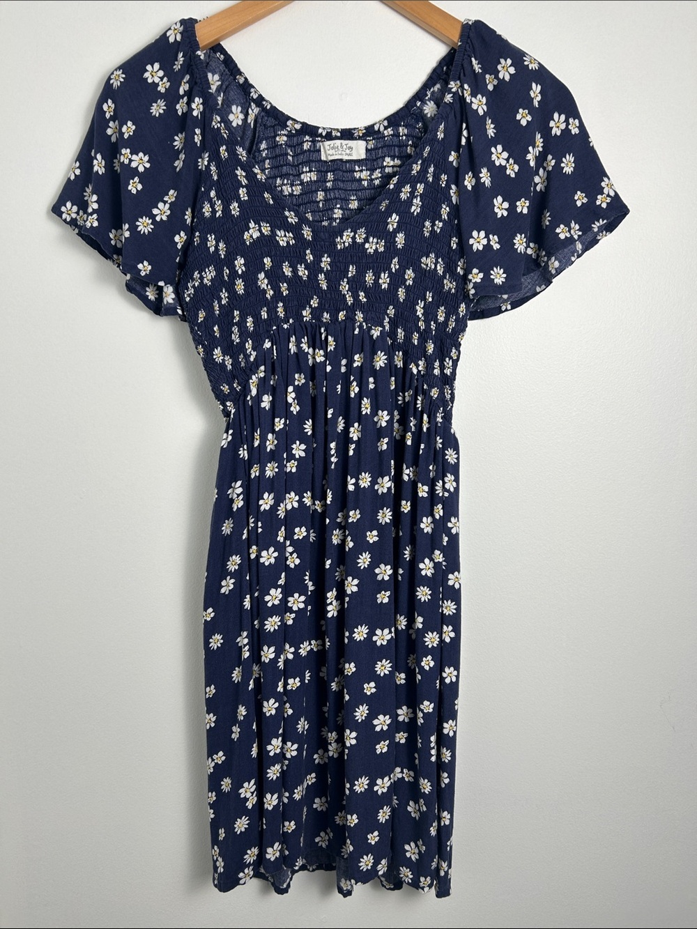 Smocked Navy Floral Mini Dress -size small feminine cute summer cool outfit